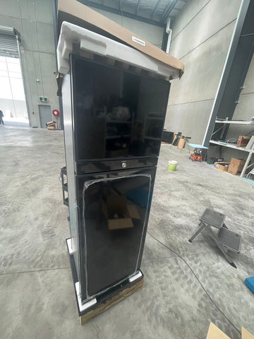 DOMETIC REFRIGERATOR RUA8408X丨230-240V 50-60Hz(Opened but not used)